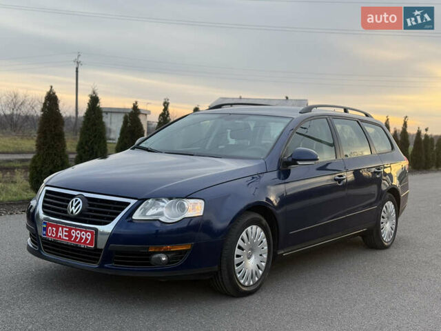 Синій Фольксваген Пассат, об'ємом двигуна 1.6 л та пробігом 193 тис. км за 6600 $, фото 13 на Automoto.ua