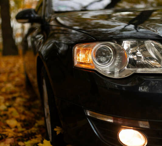 Синий Фольксваген Пассат, объемом двигателя 2 л и пробегом 284 тыс. км за 6400 $, фото 10 на Automoto.ua