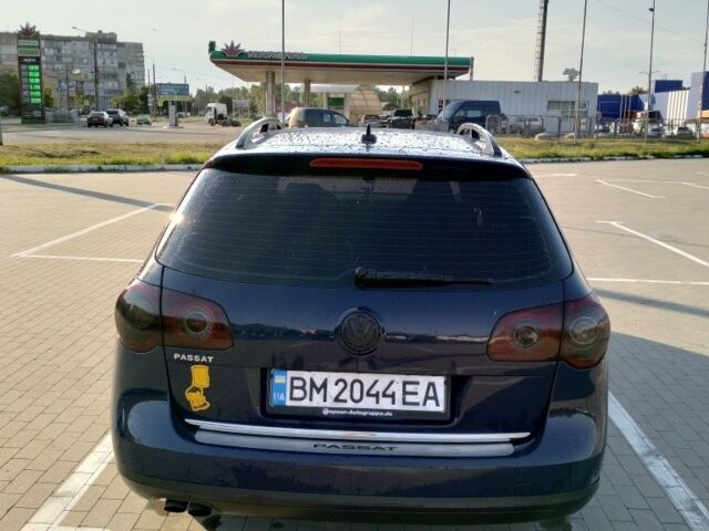 Синий Фольксваген Пассат, объемом двигателя 2 л и пробегом 265 тыс. км за 6800 $, фото 3 на Automoto.ua