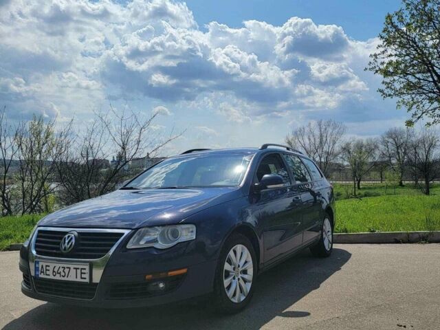 Синій Фольксваген Пассат, об'ємом двигуна 2 л та пробігом 246 тис. км за 5799 $, фото 21 на Automoto.ua