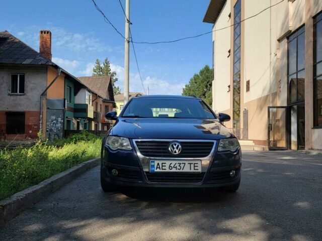Синій Фольксваген Пассат, об'ємом двигуна 2 л та пробігом 246 тис. км за 5799 $, фото 14 на Automoto.ua