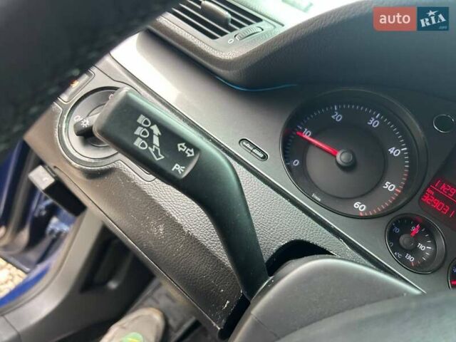 Синий Фольксваген Пассат, объемом двигателя 1.97 л и пробегом 329 тыс. км за 5900 $, фото 18 на Automoto.ua