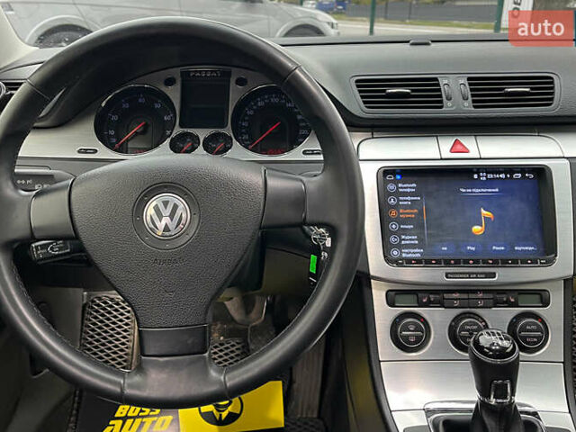 Синий Фольксваген Пассат, объемом двигателя 1.98 л и пробегом 265 тыс. км за 4990 $, фото 9 на Automoto.ua