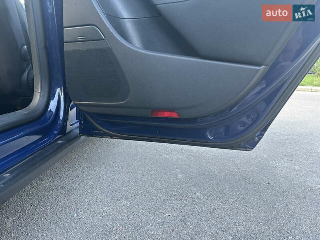 Синій Фольксваген Пассат, об'ємом двигуна 1.9 л та пробігом 344 тис. км за 7550 $, фото 49 на Automoto.ua