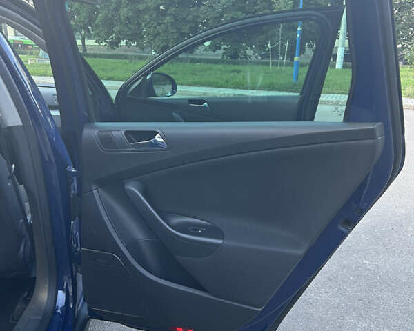 Синій Фольксваген Пассат, об'ємом двигуна 1.9 л та пробігом 344 тис. км за 7550 $, фото 48 на Automoto.ua