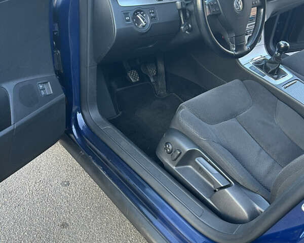 Синій Фольксваген Пассат, об'ємом двигуна 1.9 л та пробігом 344 тис. км за 7550 $, фото 45 на Automoto.ua