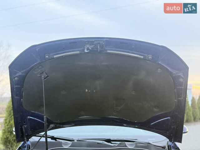 Синій Фольксваген Пассат, об'ємом двигуна 1.6 л та пробігом 193 тис. км за 6600 $, фото 29 на Automoto.ua