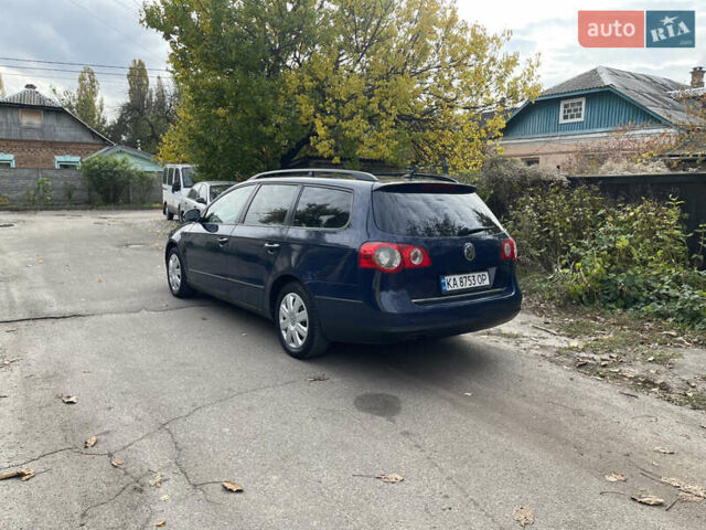 Синий Фольксваген Пассат, объемом двигателя 1.9 л и пробегом 340 тыс. км за 3999 $, фото 10 на Automoto.ua