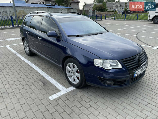 Синий Фольксваген Пассат, объемом двигателя 1.97 л и пробегом 390 тыс. км за 6100 $, фото 2 на Automoto.ua