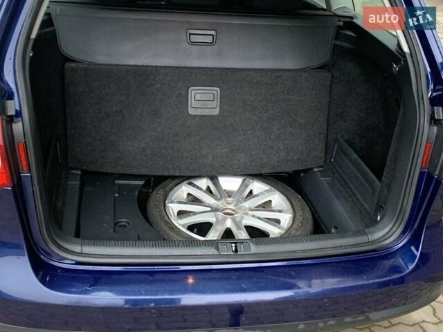 Синий Фольксваген Пассат, объемом двигателя 1.97 л и пробегом 283 тыс. км за 6399 $, фото 12 на Automoto.ua