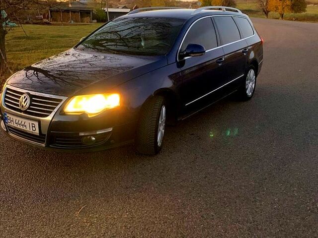 Синій Фольксваген Пассат, об'ємом двигуна 2 л та пробігом 330 тис. км за 5200 $, фото 1 на Automoto.ua