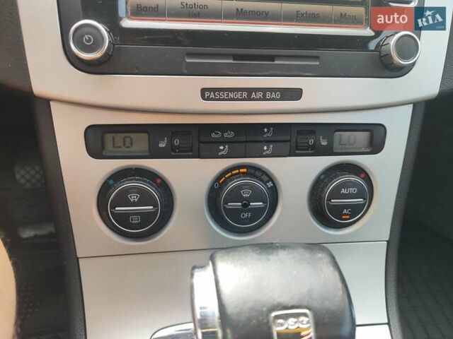 Синий Фольксваген Пассат, объемом двигателя 2 л и пробегом 217 тыс. км за 7100 $, фото 19 на Automoto.ua