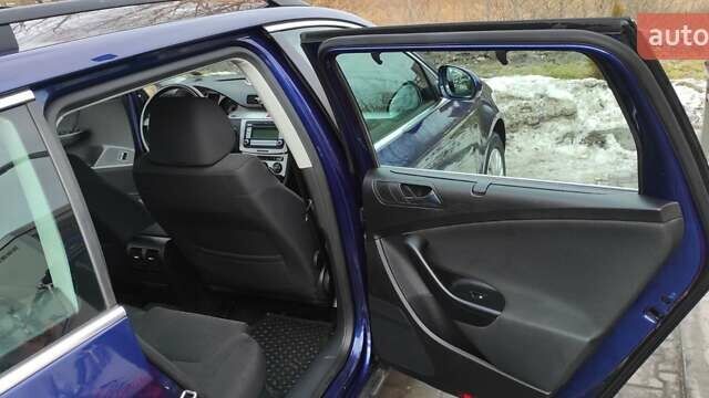 Синий Фольксваген Пассат, объемом двигателя 1.4 л и пробегом 173 тыс. км за 5800 $, фото 16 на Automoto.ua