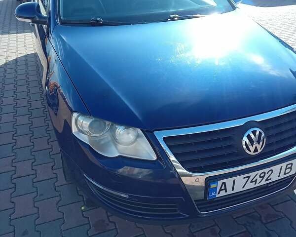 Синий Фольксваген Пассат, объемом двигателя 1.97 л и пробегом 320 тыс. км за 7300 $, фото 3 на Automoto.ua