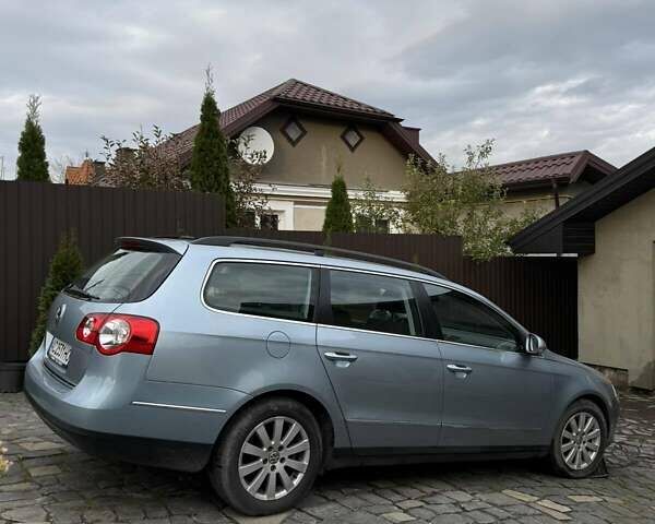 Синий Фольксваген Пассат, объемом двигателя 1.8 л и пробегом 218 тыс. км за 5200 $, фото 2 на Automoto.ua