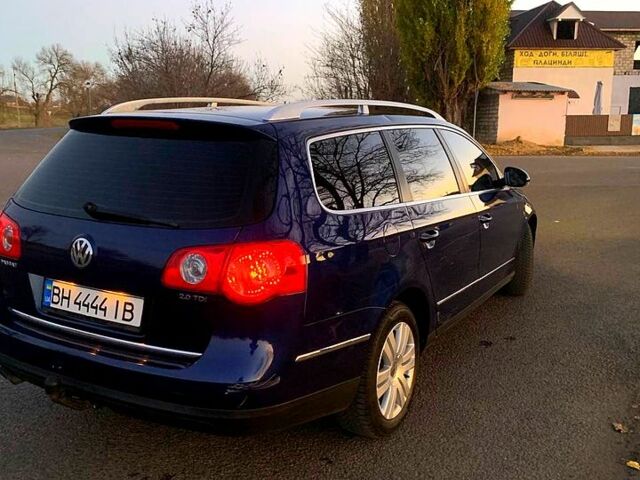 Синій Фольксваген Пассат, об'ємом двигуна 2 л та пробігом 330 тис. км за 5200 $, фото 4 на Automoto.ua