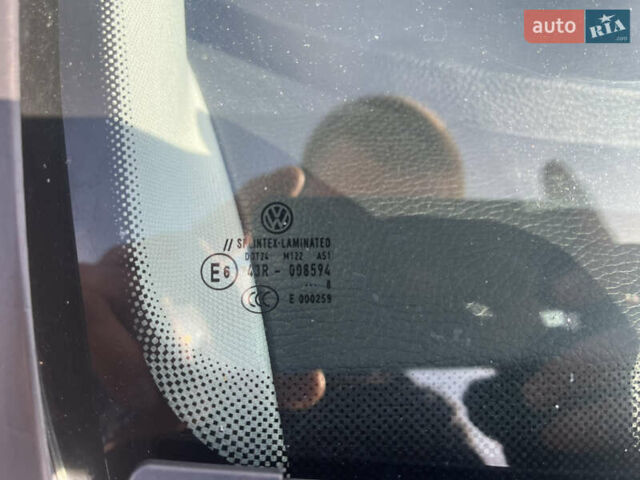 Синий Фольксваген Пассат, объемом двигателя 1.8 л и пробегом 220 тыс. км за 5700 $, фото 3 на Automoto.ua