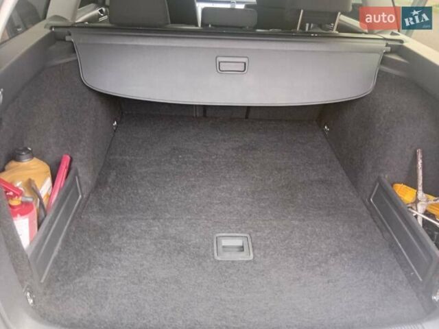 Синий Фольксваген Пассат, объемом двигателя 1.97 л и пробегом 325 тыс. км за 6200 $, фото 5 на Automoto.ua