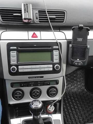 Синий Фольксваген Пассат, объемом двигателя 1.4 л и пробегом 173 тыс. км за 5800 $, фото 25 на Automoto.ua