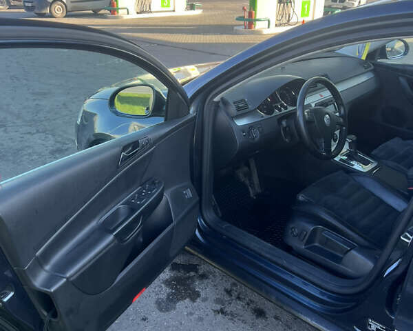 Синий Фольксваген Пассат, объемом двигателя 1.8 л и пробегом 236 тыс. км за 6400 $, фото 26 на Automoto.ua