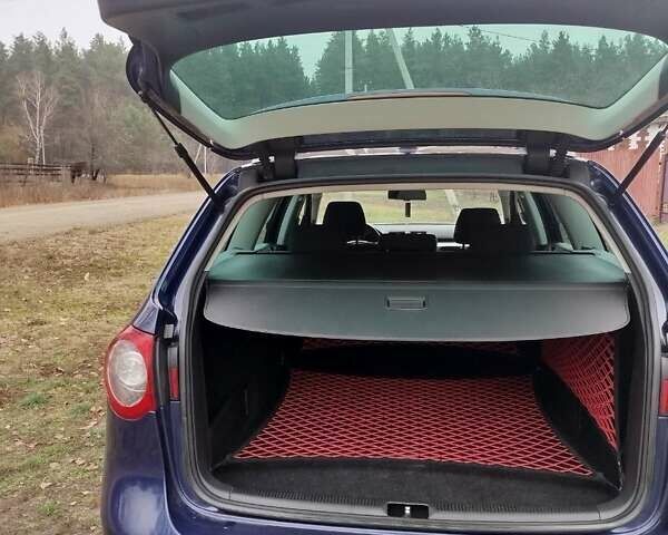 Синій Фольксваген Пассат, об'ємом двигуна 1.9 л та пробігом 314 тис. км за 7000 $, фото 4 на Automoto.ua