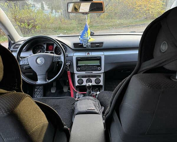 Синій Фольксваген Пассат, об'ємом двигуна 1.8 л та пробігом 220 тис. км за 7100 $, фото 7 на Automoto.ua