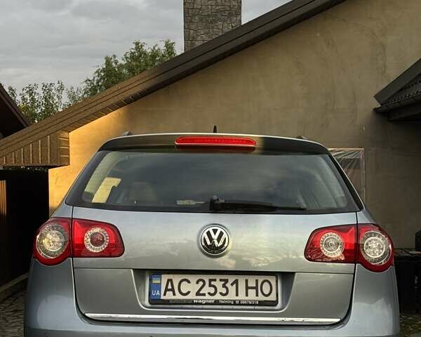 Синий Фольксваген Пассат, объемом двигателя 1.8 л и пробегом 218 тыс. км за 5200 $, фото 4 на Automoto.ua