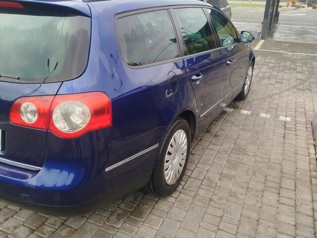 Синій Фольксваген Пассат, об'ємом двигуна 1.9 л та пробігом 340 тис. км за 2700 $, фото 16 на Automoto.ua