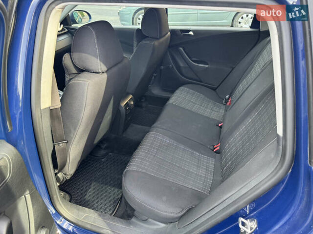Синій Фольксваген Пассат, об'ємом двигуна 1.9 л та пробігом 249 тис. км за 5400 $, фото 20 на Automoto.ua