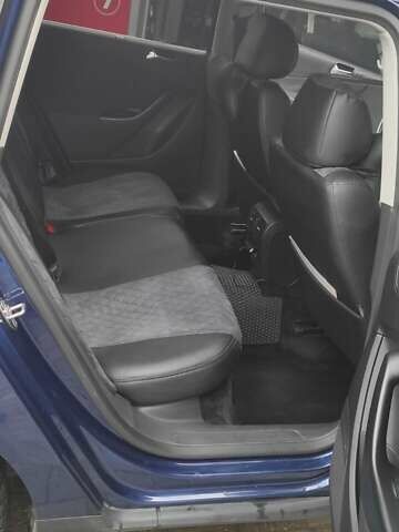 Синий Фольксваген Пассат, объемом двигателя 1.4 л и пробегом 173 тыс. км за 5800 $, фото 6 на Automoto.ua