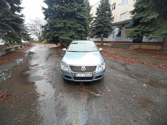 Синий Фольксваген Пассат, объемом двигателя 2 л и пробегом 300 тыс. км за 2450 $, фото 7 на Automoto.ua