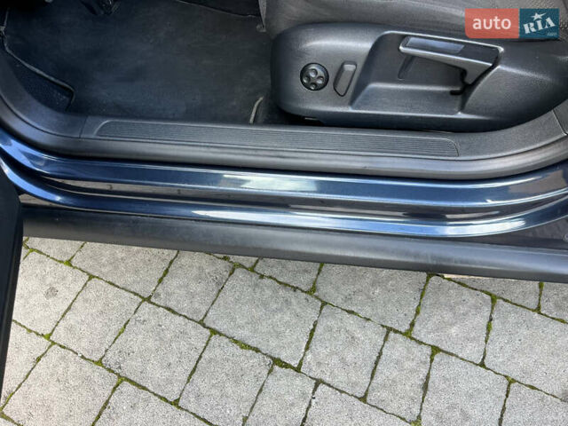 Синій Фольксваген Пассат, об'ємом двигуна 1.9 л та пробігом 270 тис. км за 6850 $, фото 13 на Automoto.ua