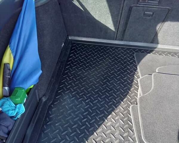 Синий Фольксваген Пассат, объемом двигателя 1.97 л и пробегом 320 тыс. км за 7300 $, фото 39 на Automoto.ua