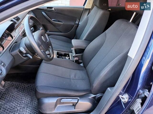 Синий Фольксваген Пассат, объемом двигателя 1.4 л и пробегом 240 тыс. км за 7200 $, фото 11 на Automoto.ua