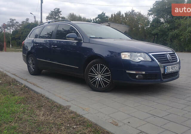 Синий Фольксваген Пассат, объемом двигателя 1.97 л и пробегом 365 тыс. км за 6700 $, фото 10 на Automoto.ua
