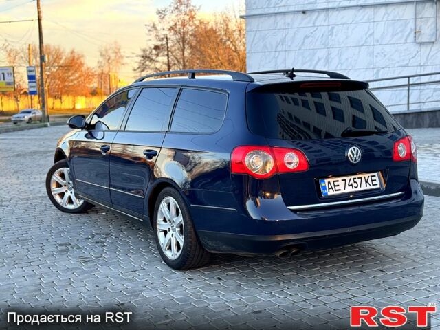 Синий Фольксваген Пассат, объемом двигателя 2 л и пробегом 262 тыс. км за 5500 $, фото 6 на Automoto.ua