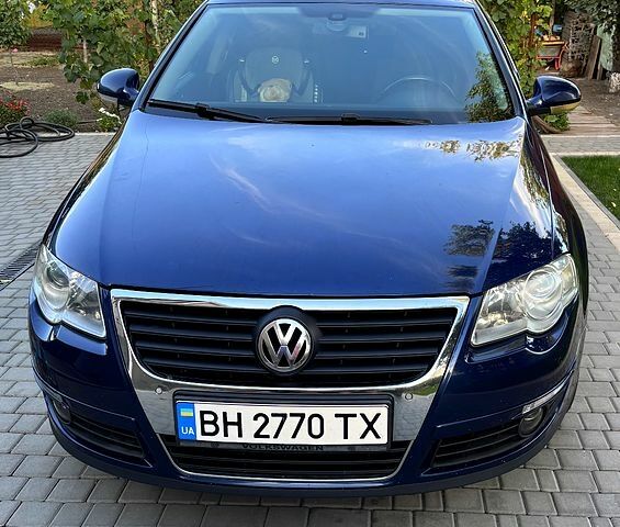 Синий Фольксваген Пассат, объемом двигателя 2 л и пробегом 0 тыс. км за 6300 $, фото 1 на Automoto.ua