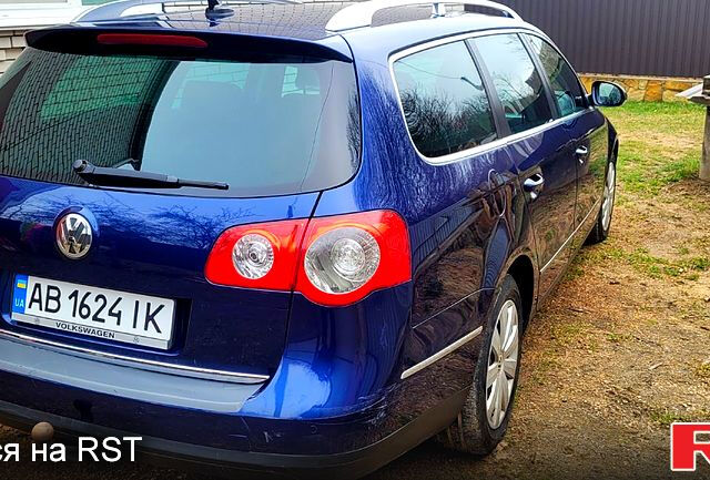 Синий Фольксваген Пассат, объемом двигателя 2 л и пробегом 270 тыс. км за 5500 $, фото 12 на Automoto.ua