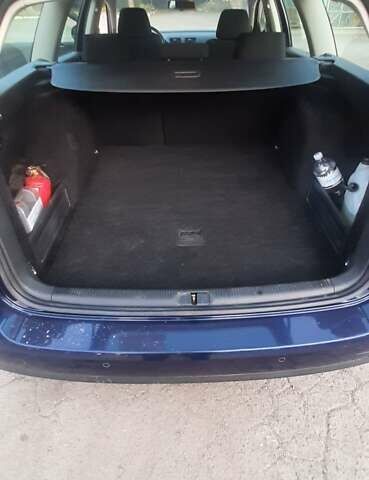 Синий Фольксваген Пассат, объемом двигателя 1.4 л и пробегом 175 тыс. км за 5800 $, фото 13 на Automoto.ua