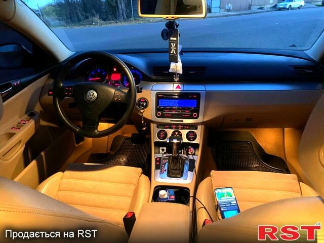 Синій Фольксваген Пассат, об'ємом двигуна 2 л та пробігом 330 тис. км за 5200 $, фото 9 на Automoto.ua