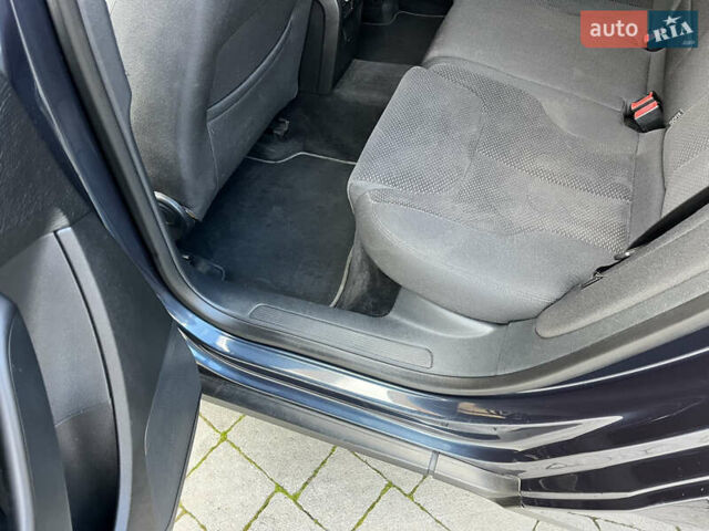 Синій Фольксваген Пассат, об'ємом двигуна 1.9 л та пробігом 270 тис. км за 6850 $, фото 16 на Automoto.ua