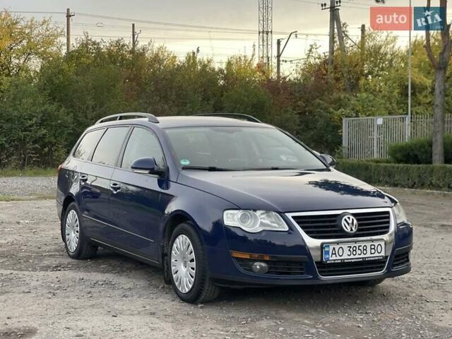 Синий Фольксваген Пассат, объемом двигателя 2 л и пробегом 200 тыс. км за 5450 $, фото 22 на Automoto.ua