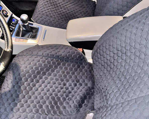 Синій Фольксваген Пассат, об'ємом двигуна 1.97 л та пробігом 306 тис. км за 5000 $, фото 24 на Automoto.ua