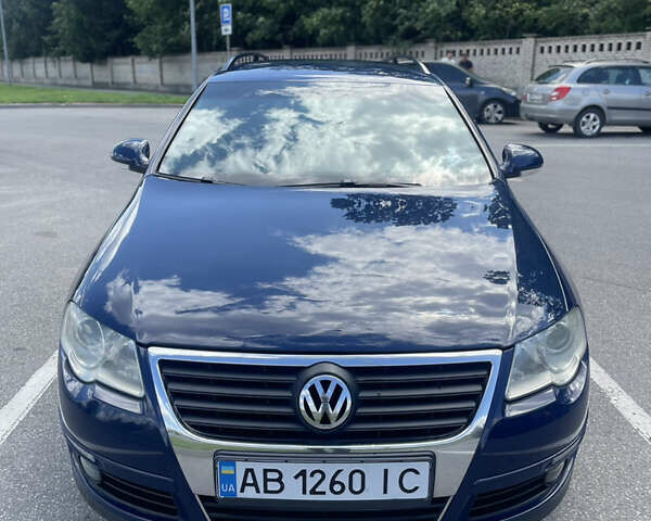 Синий Фольксваген Пассат, объемом двигателя 1.97 л и пробегом 197 тыс. км за 7750 $, фото 1 на Automoto.ua