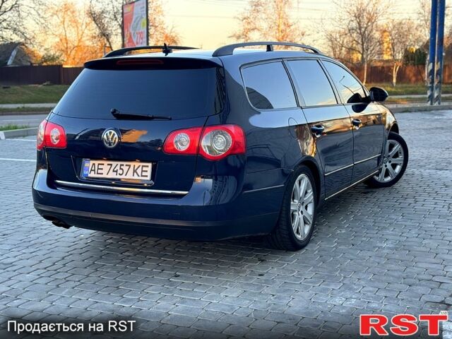 Синій Фольксваген Пассат, об'ємом двигуна 2 л та пробігом 262 тис. км за 5500 $, фото 5 на Automoto.ua
