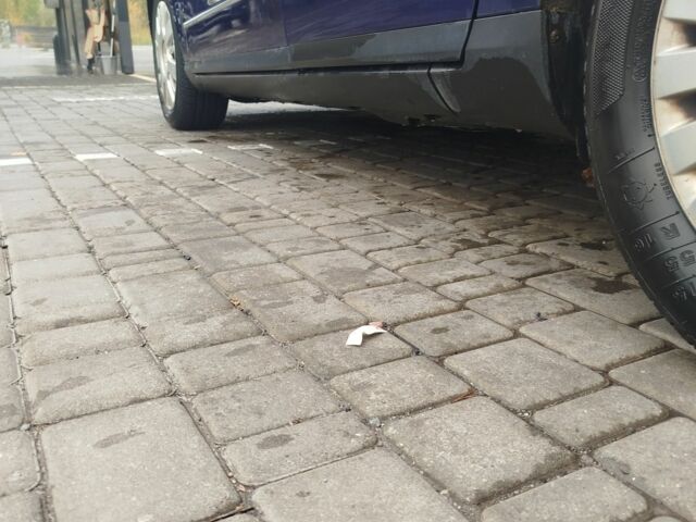 Синій Фольксваген Пассат, об'ємом двигуна 1.9 л та пробігом 340 тис. км за 2700 $, фото 5 на Automoto.ua