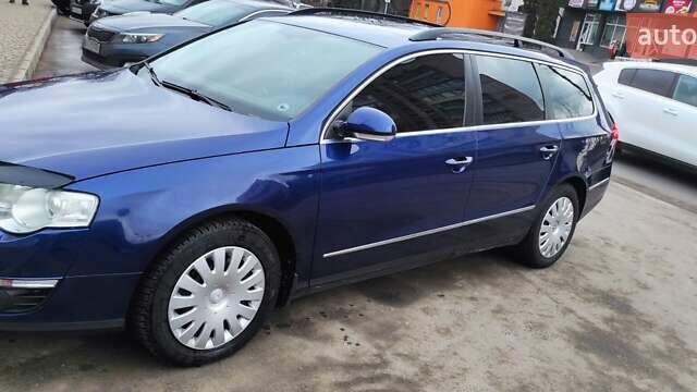 Синий Фольксваген Пассат, объемом двигателя 1.4 л и пробегом 173 тыс. км за 5800 $, фото 12 на Automoto.ua