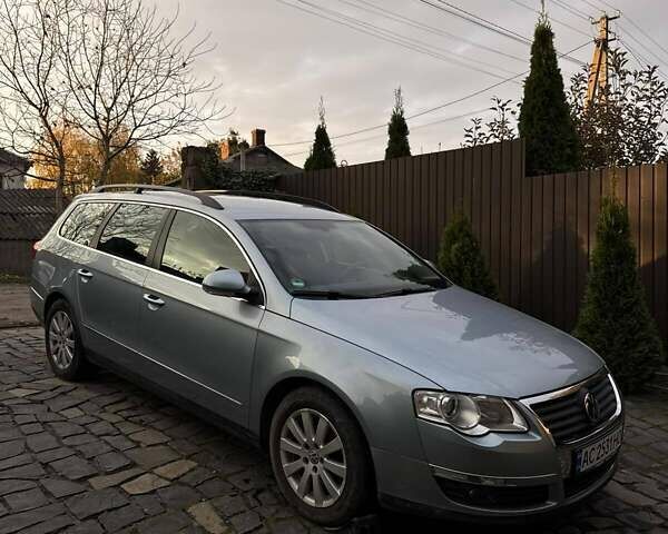 Синий Фольксваген Пассат, объемом двигателя 1.8 л и пробегом 218 тыс. км за 5200 $, фото 1 на Automoto.ua