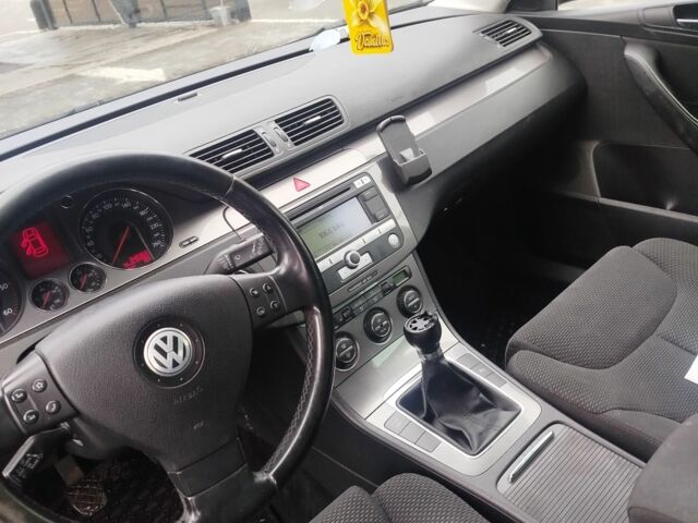 Синій Фольксваген Пассат, об'ємом двигуна 1.9 л та пробігом 340 тис. км за 2700 $, фото 15 на Automoto.ua