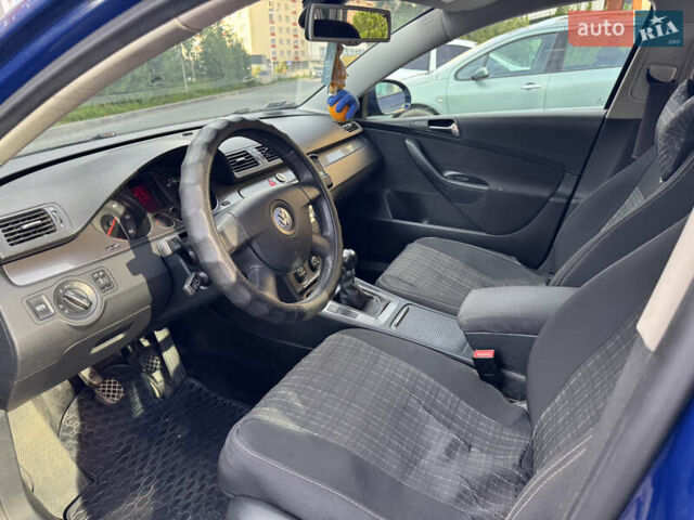 Синій Фольксваген Пассат, об'ємом двигуна 1.9 л та пробігом 249 тис. км за 5400 $, фото 17 на Automoto.ua